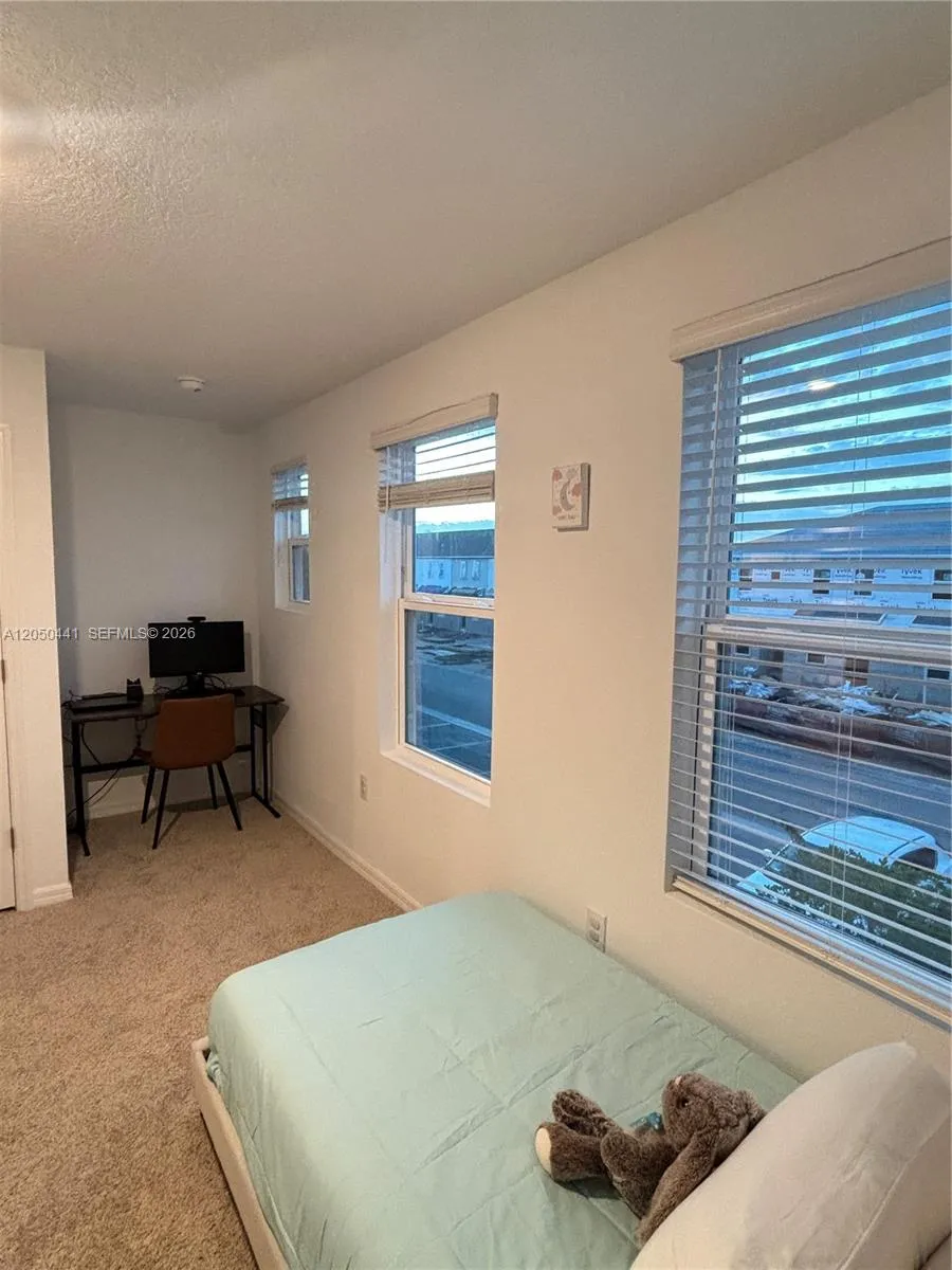 8768 daybreak st Sarasota, FL 34241