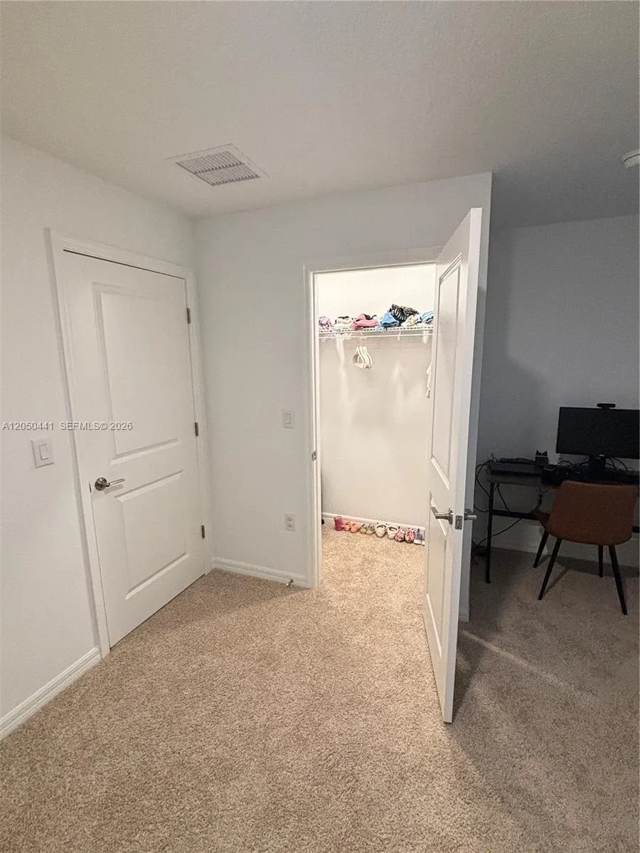 8768 daybreak st Sarasota, FL 34241