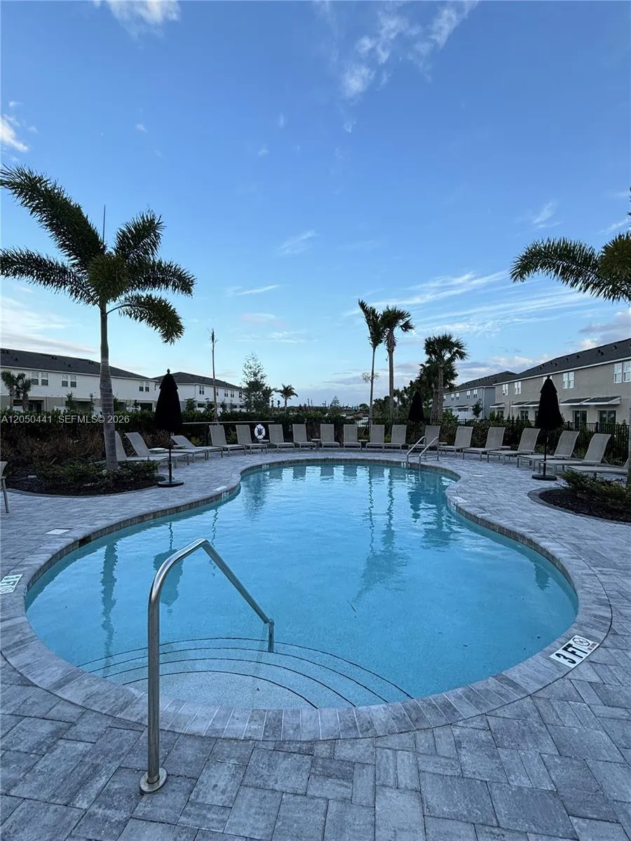 8768 daybreak st Sarasota, FL 34241