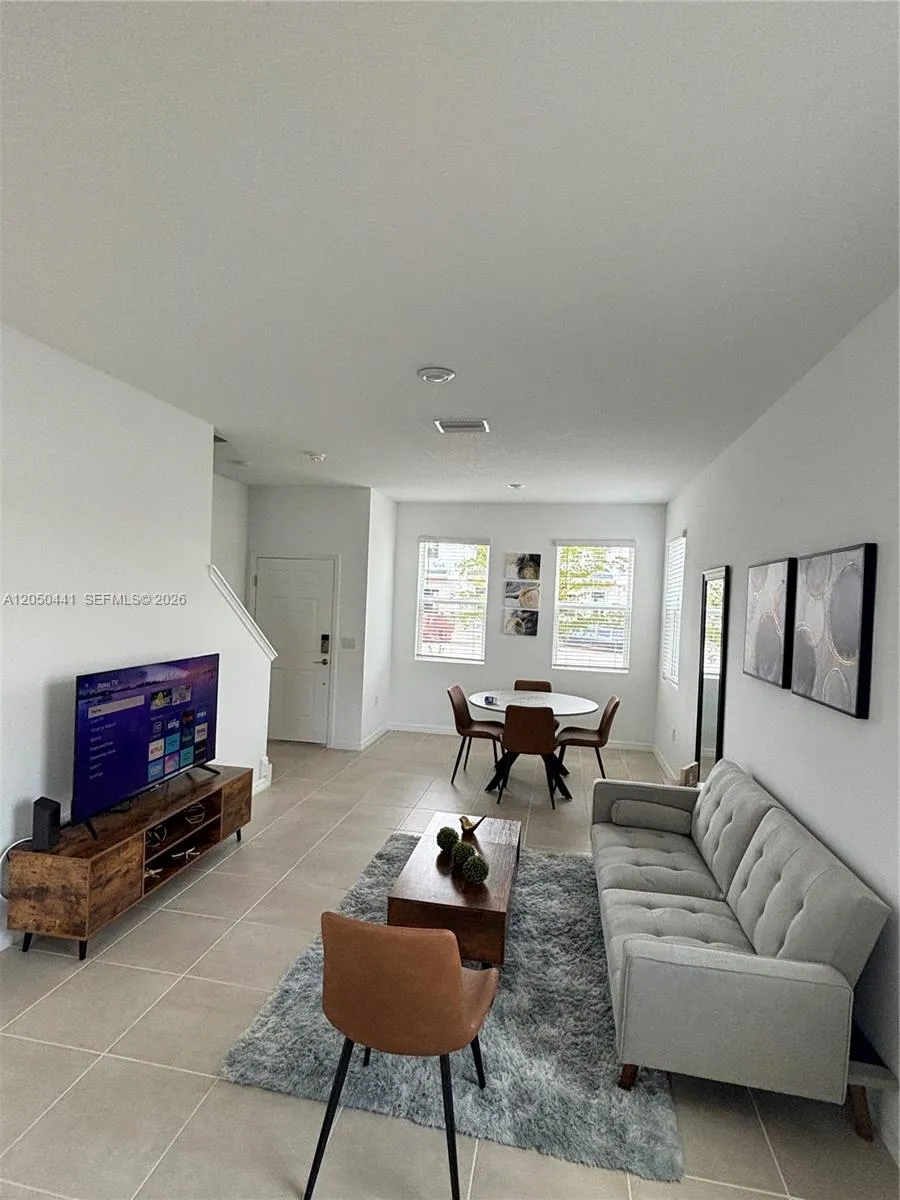 8768 daybreak st Sarasota, FL 34241