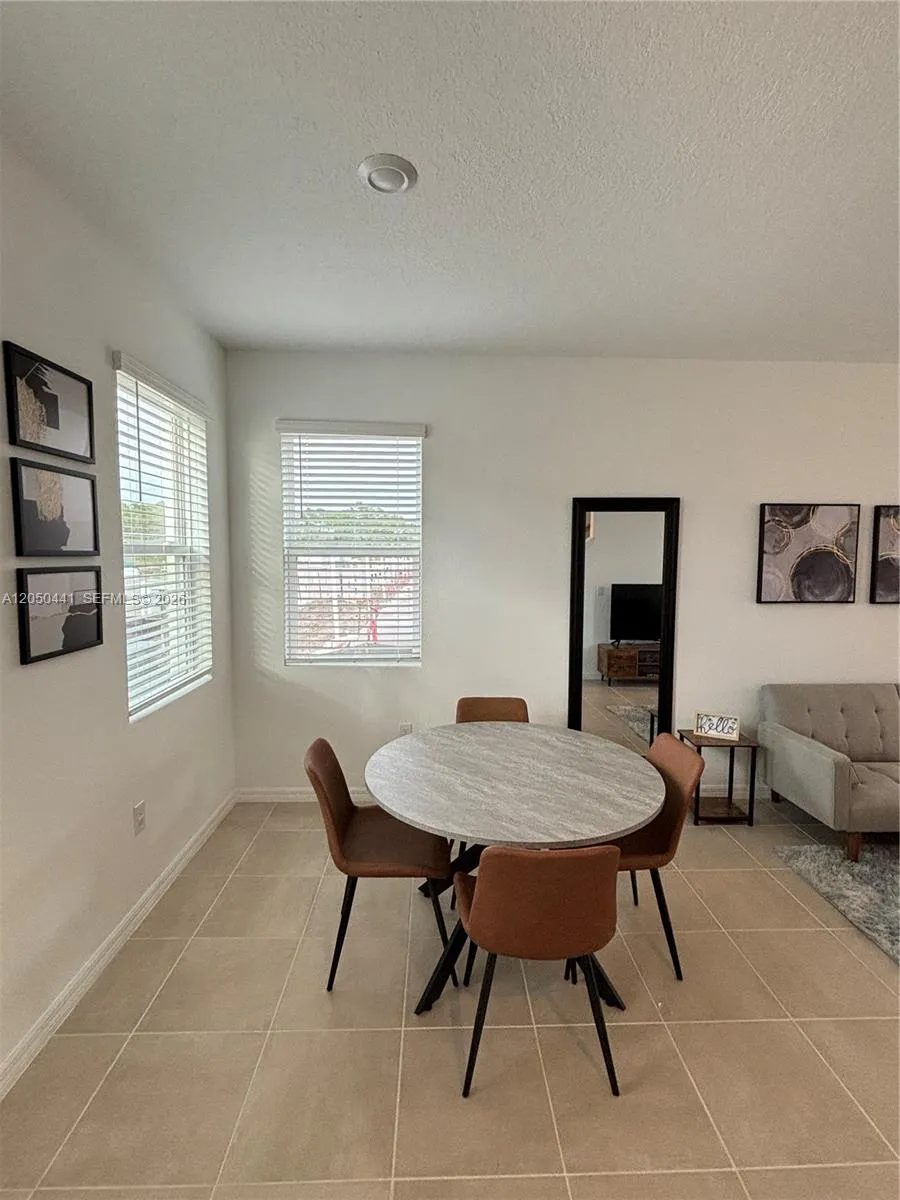 8768 daybreak st Sarasota, FL 34241