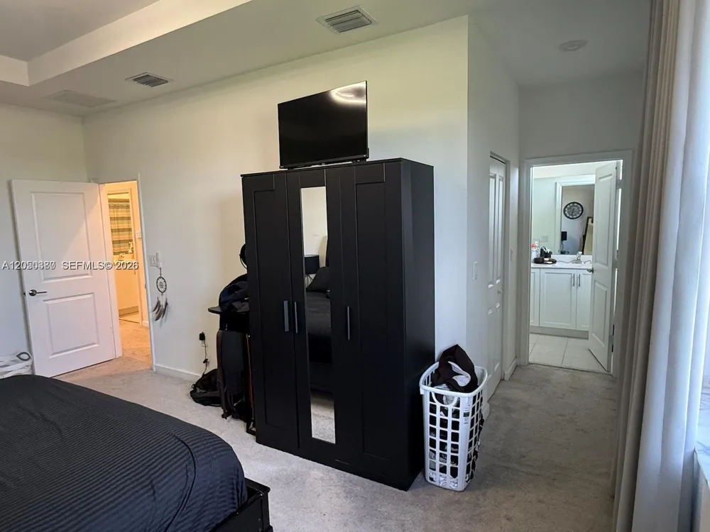10072 SW 231 st Ln Miami, FL 33190