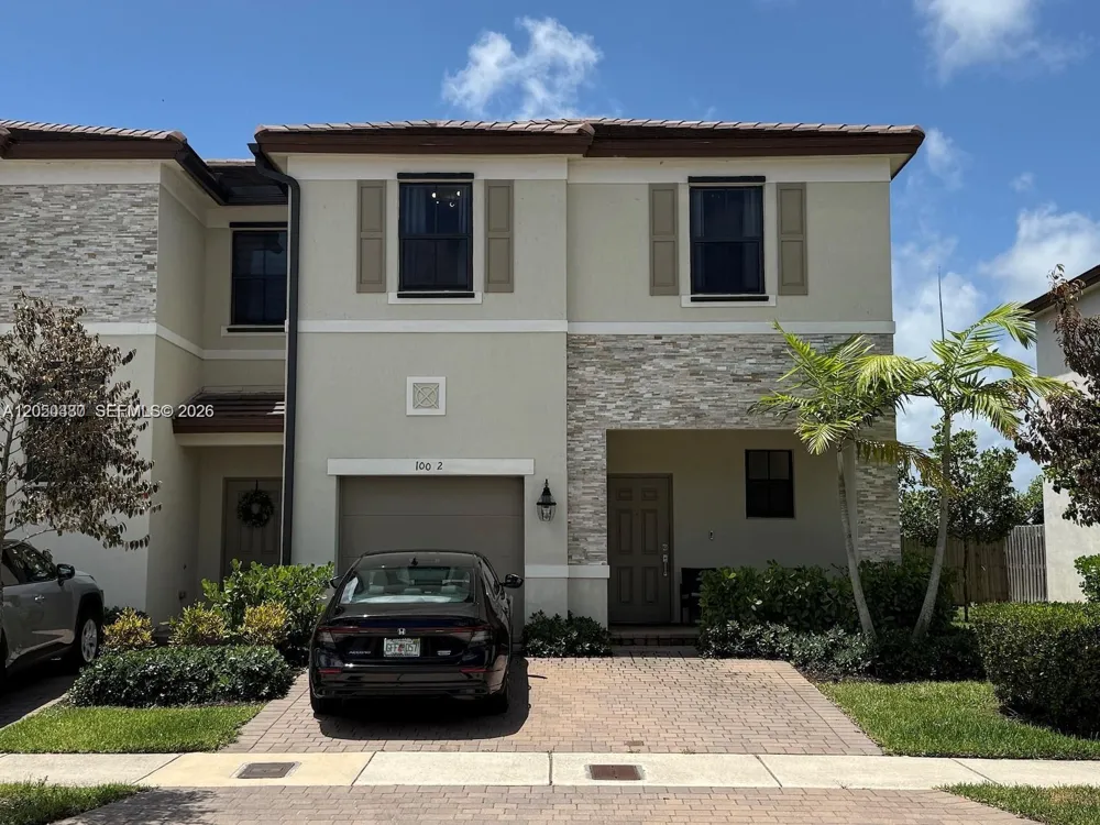 10072 SW 231 st Ln Miami, FL 33190
