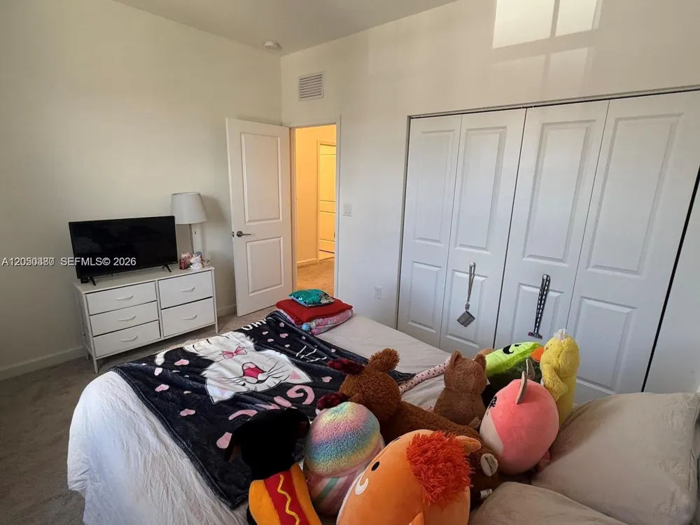 10072 SW 231 st Ln Miami, FL 33190