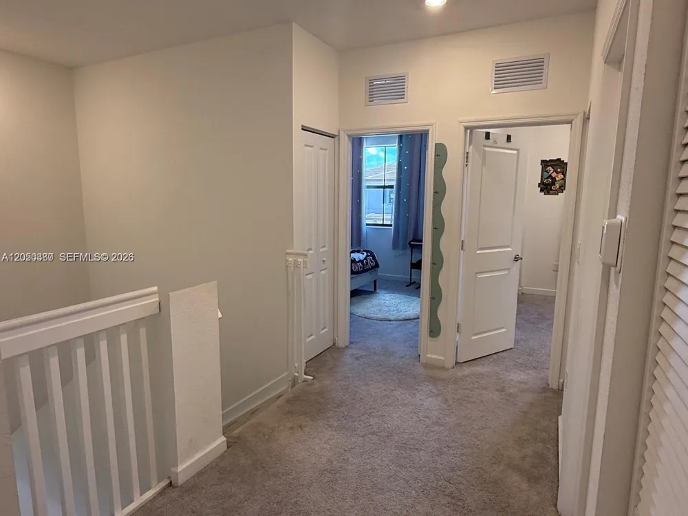 10072 SW 231 st Ln Miami, FL 33190
