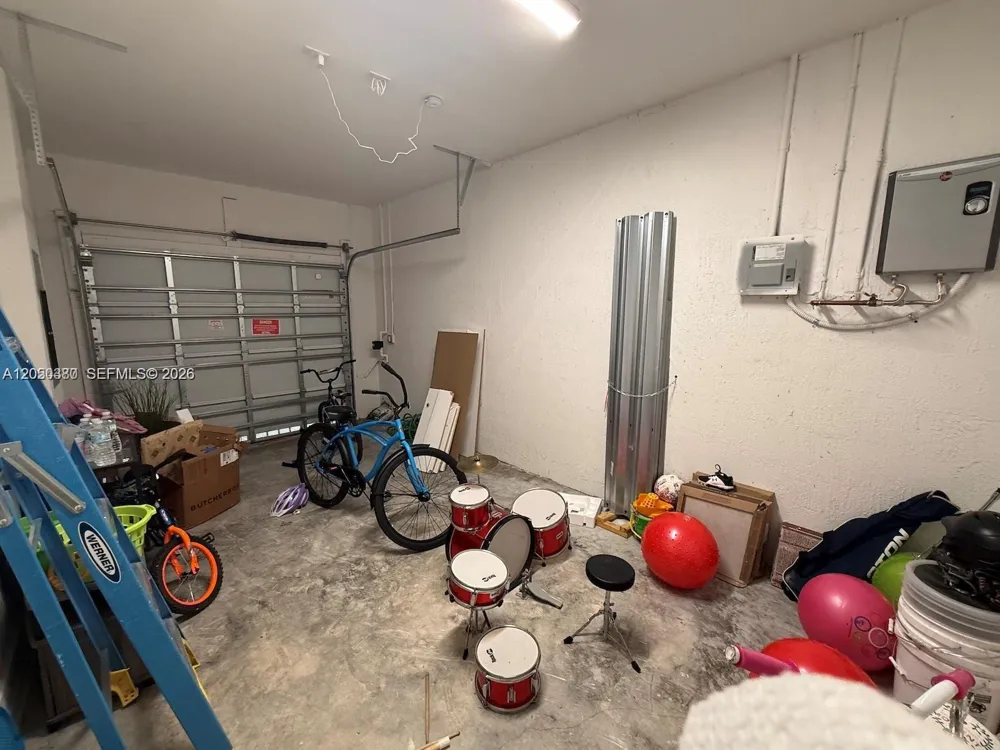 10072 SW 231 st Ln Miami, FL 33190