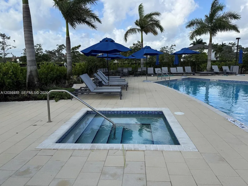 10072 SW 231 st Ln Miami, FL 33190