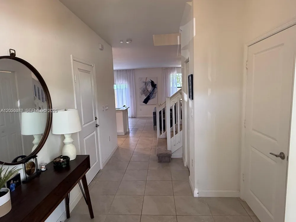 10072 SW 231 st Ln Miami, FL 33190