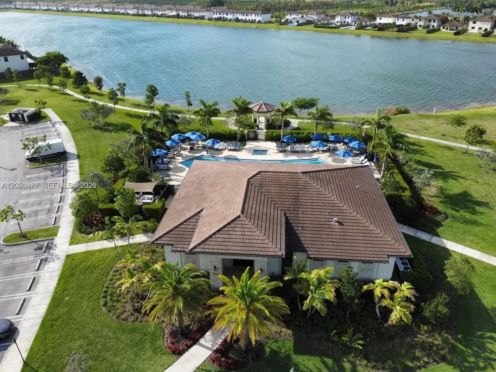 10072 SW 231 st Ln Miami, FL 33190