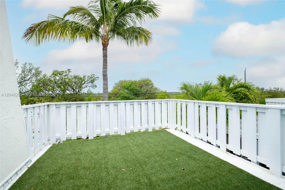 1500 Ocean Bay Dr #B3 Key Largo, FL 33037