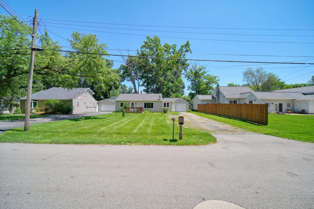 315 Kenneth Street Blackman Charter Township, MI 49203