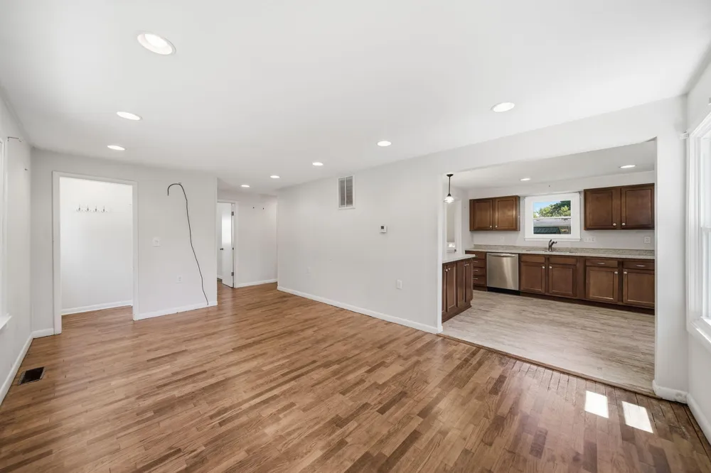 315 Kenneth Street Blackman Charter Township, MI 49203