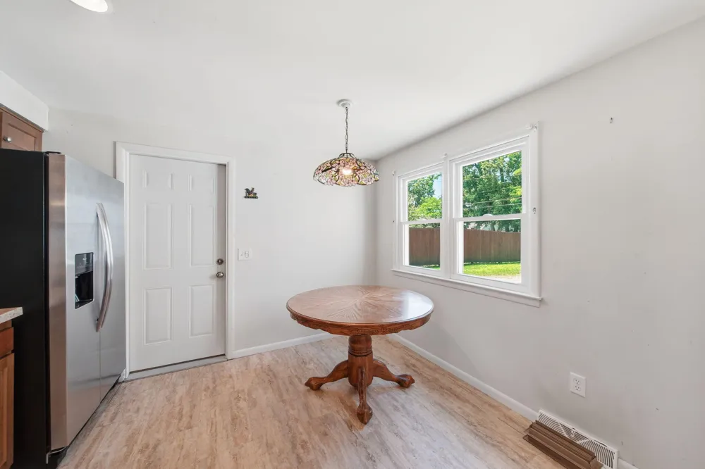 315 Kenneth Street Blackman Charter Township, MI 49203