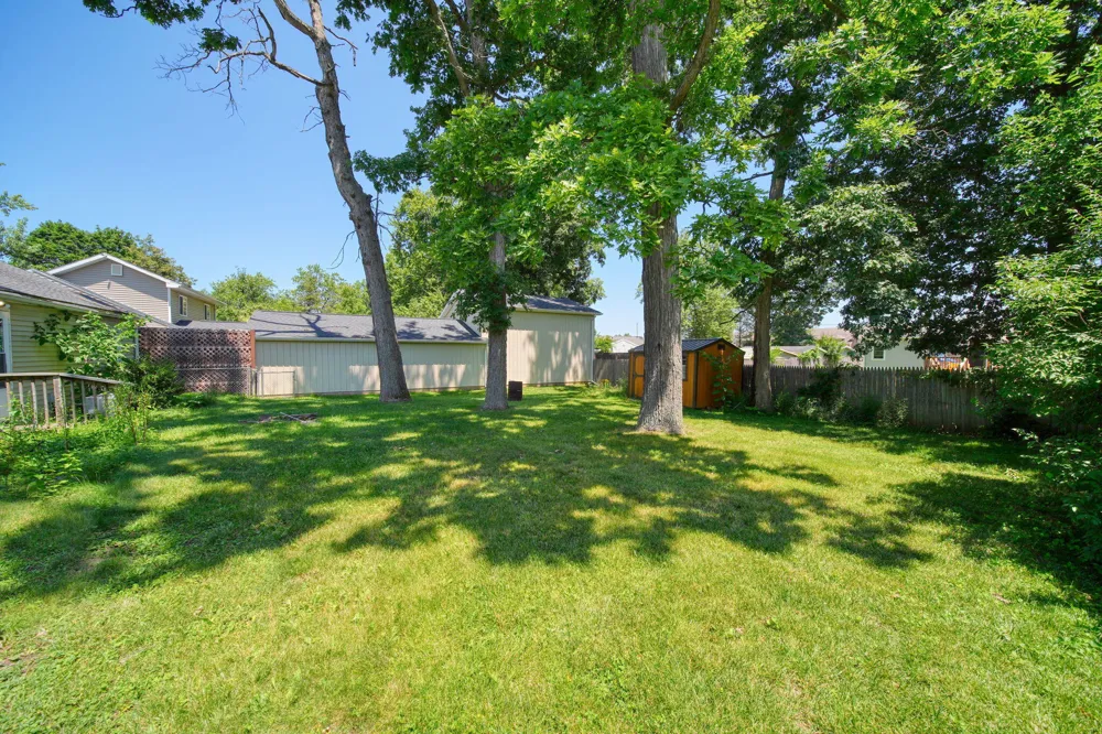 315 Kenneth Street Blackman Charter Township, MI 49203