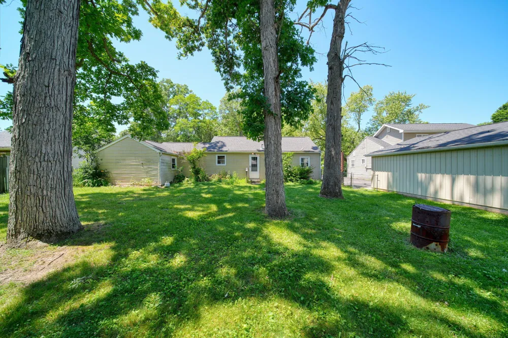 315 Kenneth Street Blackman Charter Township, MI 49203