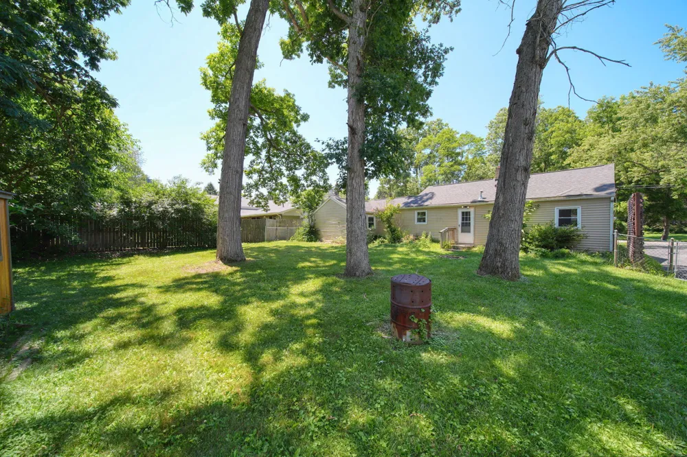 315 Kenneth Street Blackman Charter Township, MI 49203