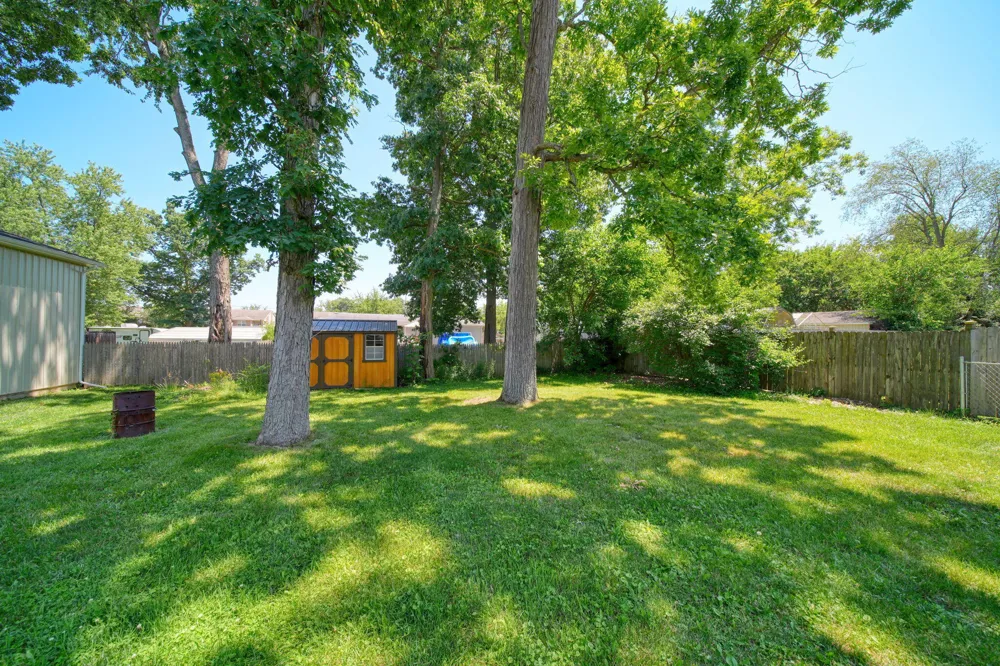 315 Kenneth Street Blackman Charter Township, MI 49203