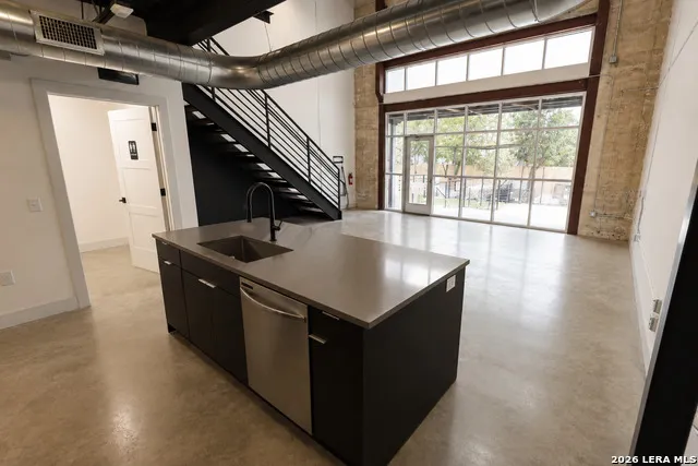 215 Coca Cola Pl Unit 311 San Antonio, TX 78219