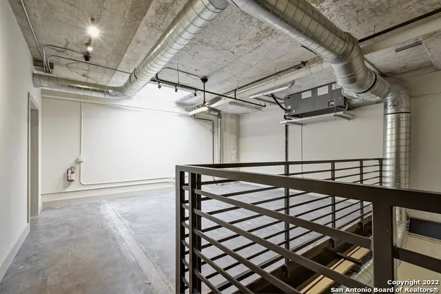 215 COCA COLA PL Unit 308 San Antonio, TX 78219