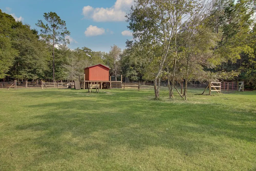 11170 Fm 1008 Dayton, TX 77535