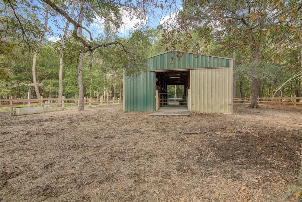11170 Fm 1008 Dayton, TX 77535