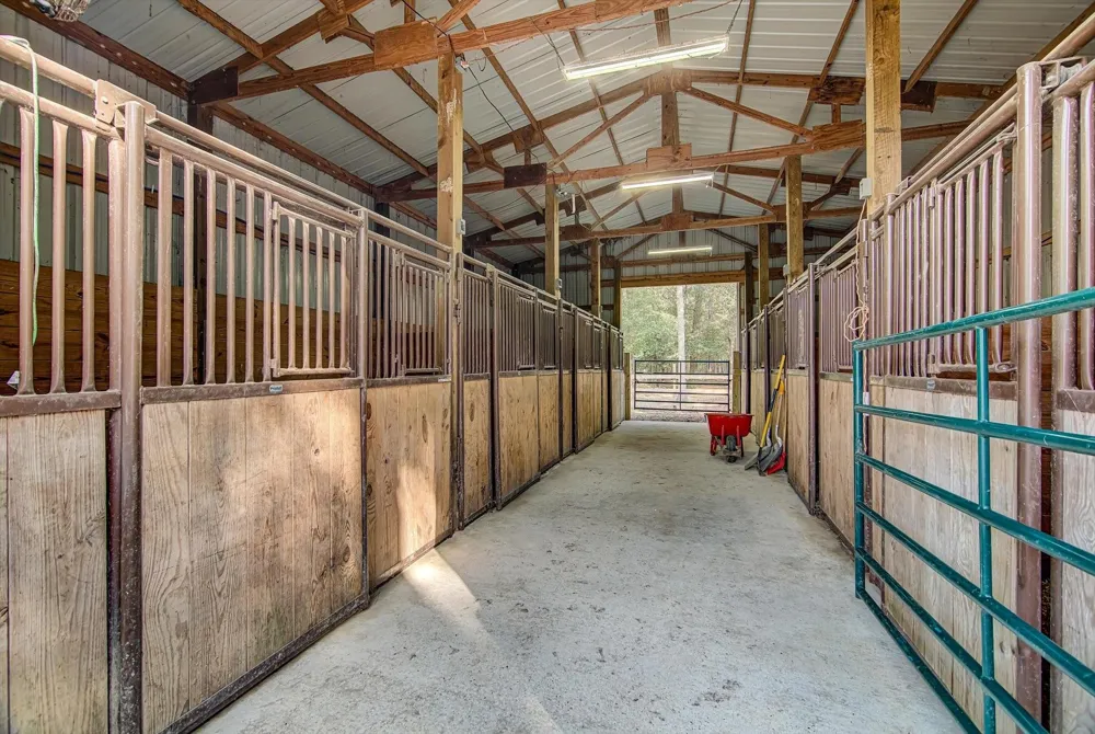 11170 Fm 1008 Dayton, TX 77535