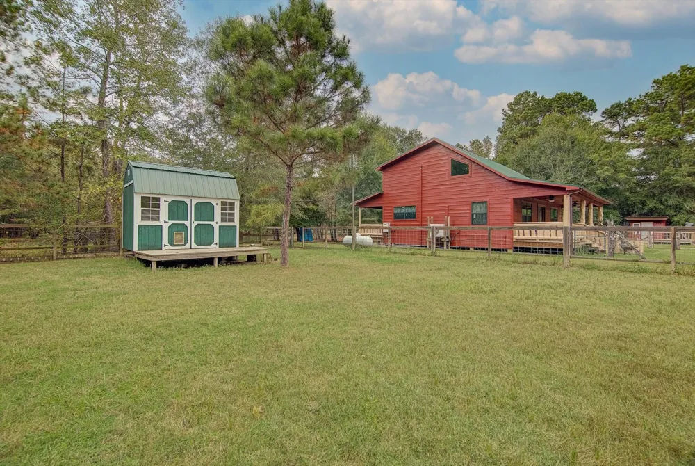 11170 Fm 1008 Dayton, TX 77535