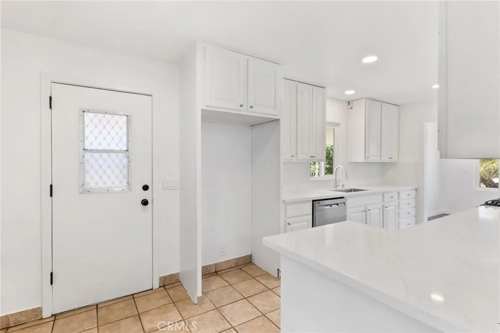 38192 Rock Circle Palm Desert, CA 92260