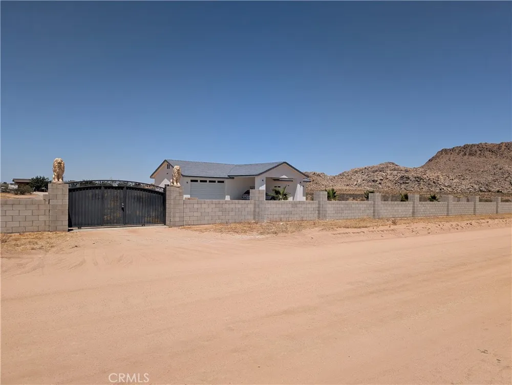 Manzana parcel #0435-022-15 Drive Apple Valley, CA 92308