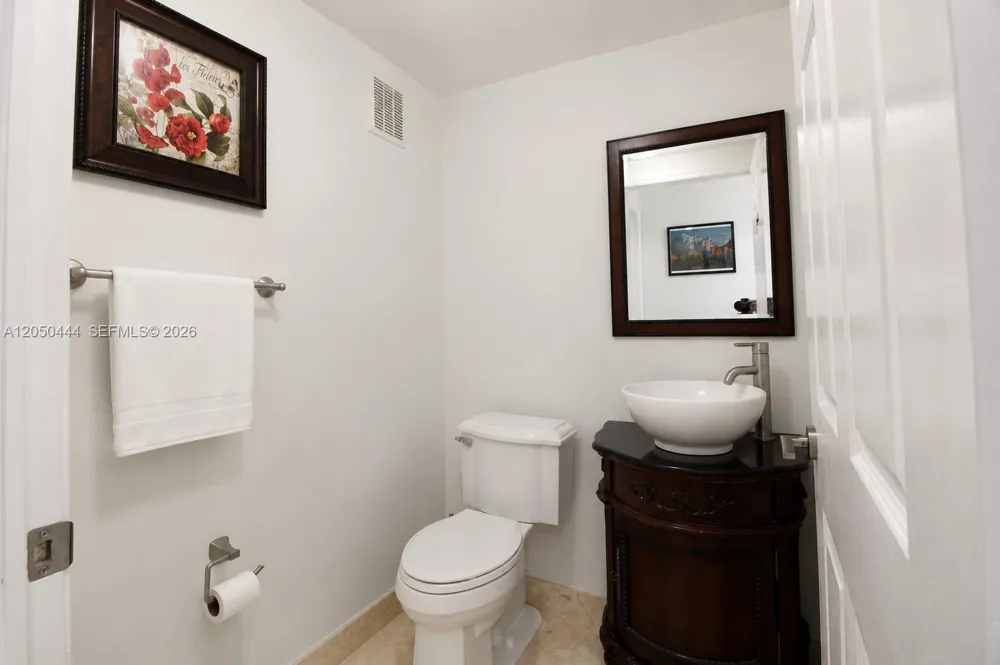 16075 SW 149th Ter Miami, FL 33196