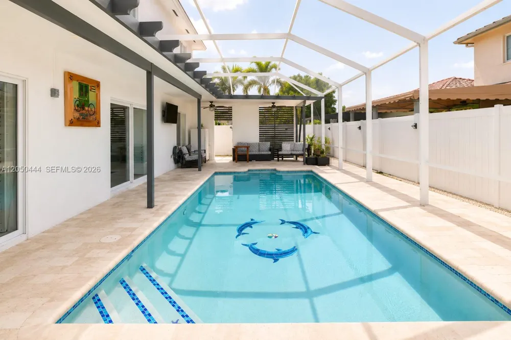 16075 SW 149th Ter Miami, FL 33196