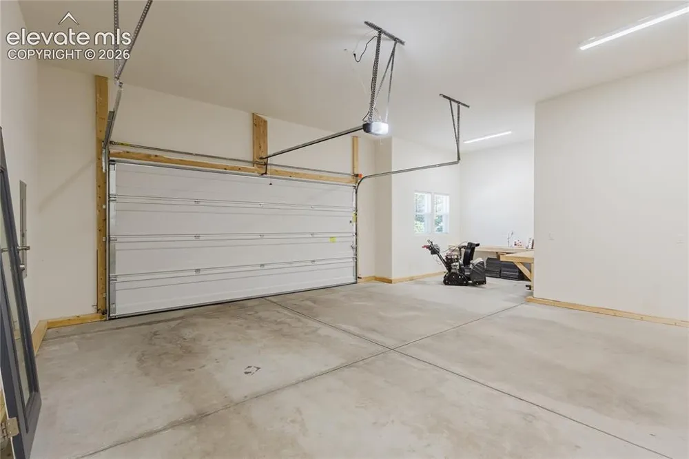 407 Silvermoon Heights Divide, CO 80814