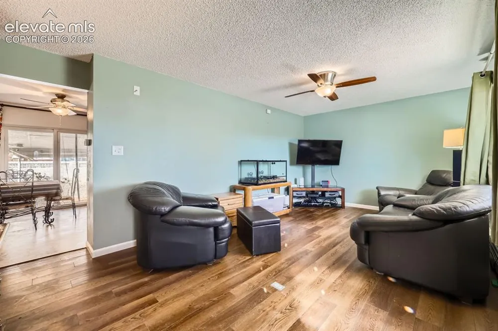 43 Fordham Circle Pueblo, CO 81005