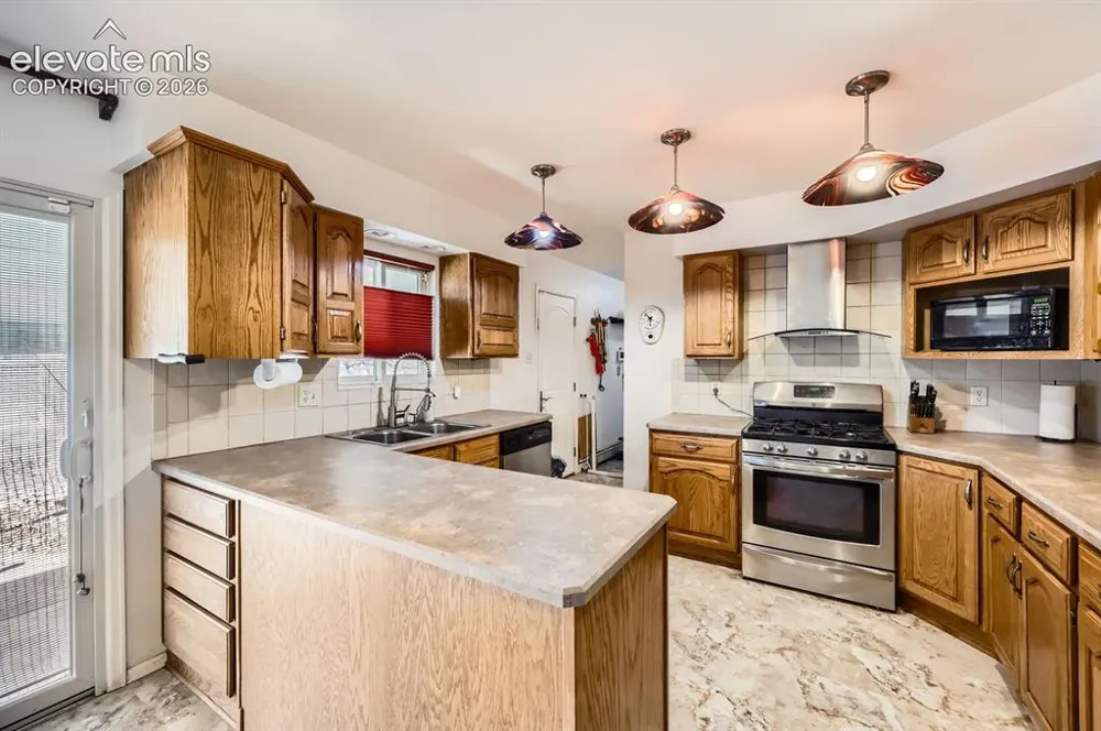 43 Fordham Circle Pueblo, CO 81005