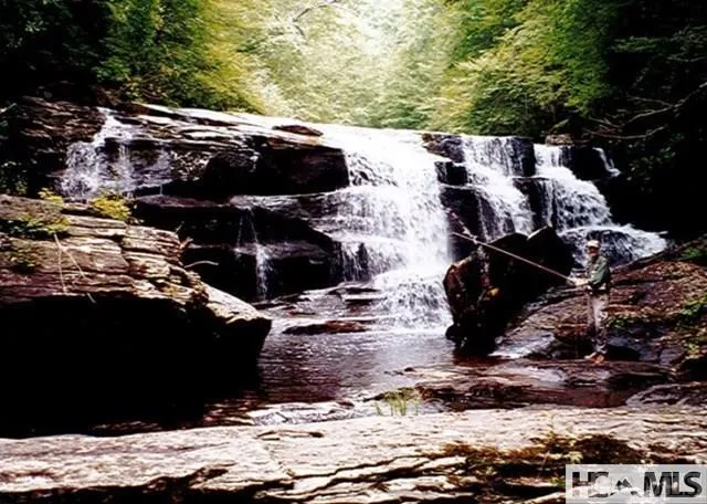 PH1 L4 Whitewater Ridge Road Sapphire, NC 28774