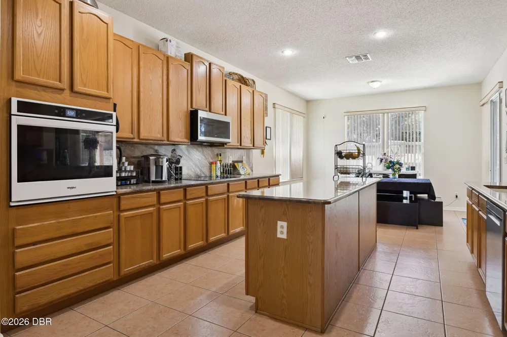 1603 Johns Cove Lane Oakland, FL 34787