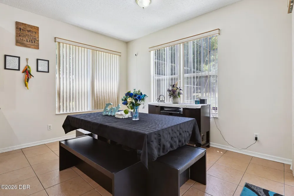 1603 Johns Cove Lane Oakland, FL 34787