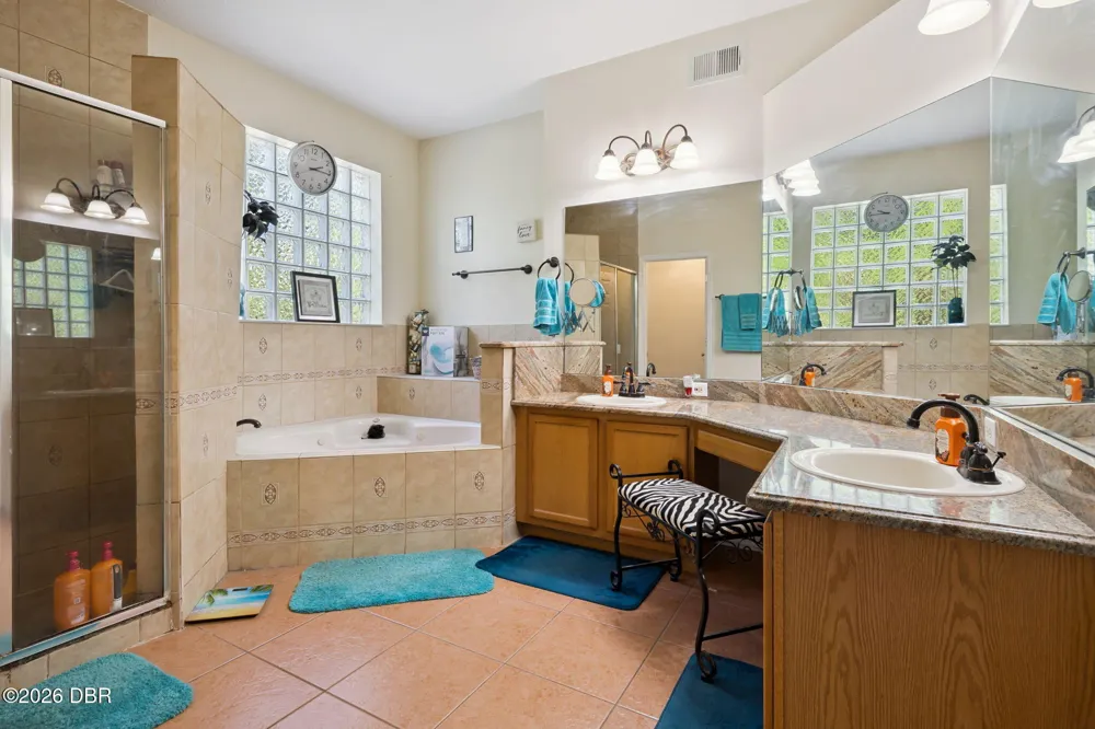 1603 Johns Cove Lane Oakland, FL 34787