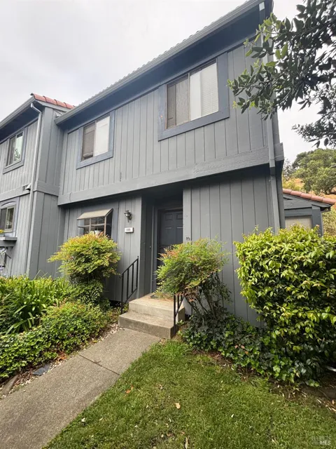 189 Escallonia Drive