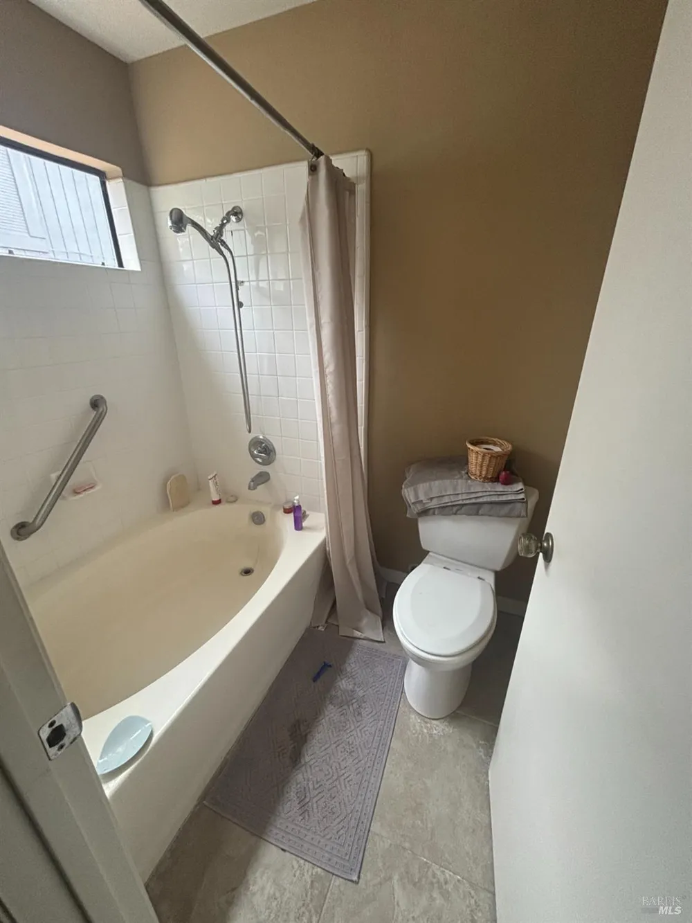 189 Escallonia Drive Novato, CA 94945