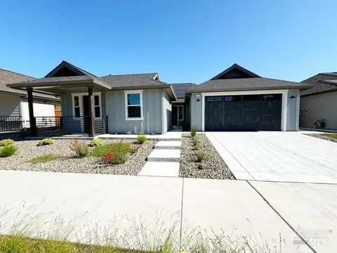 125 Maywood Lane