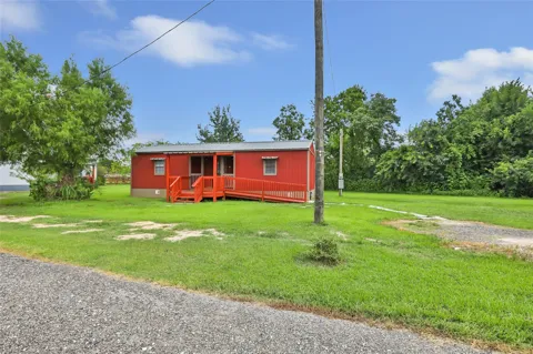 221 County Road 4803