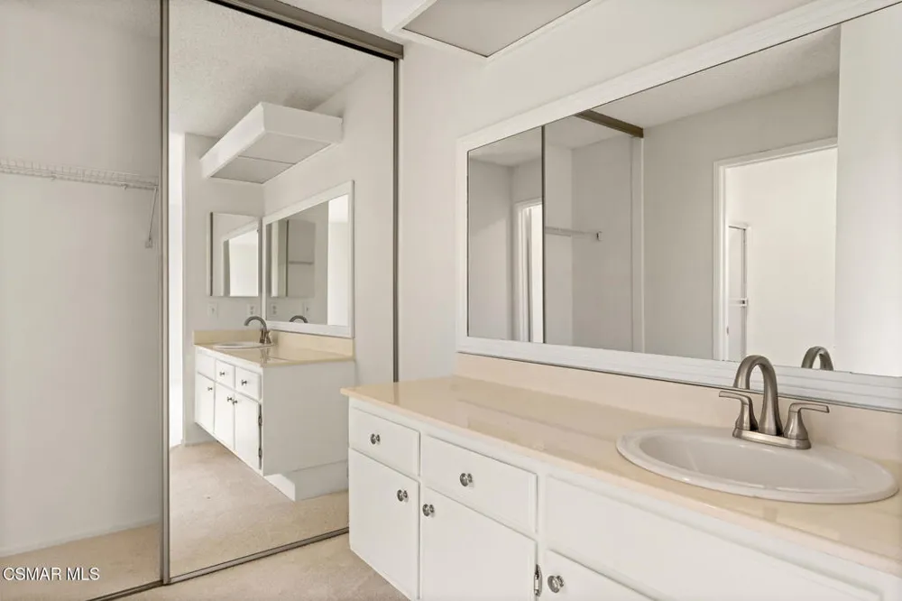 925 Via Colinas Westlake Village, CA 91362
