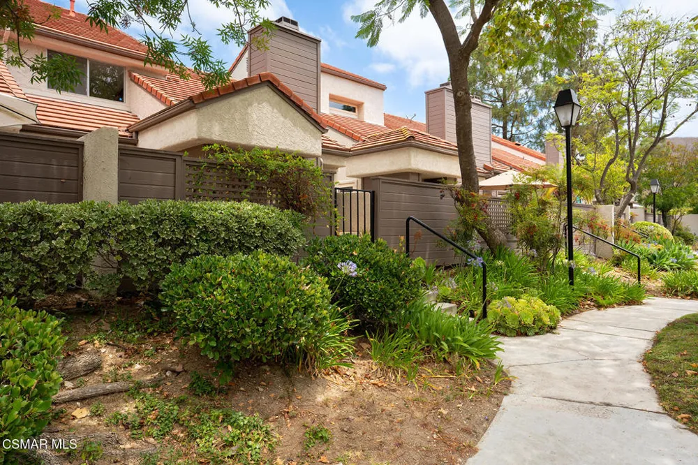 925 Via Colinas Westlake Village, CA 91362