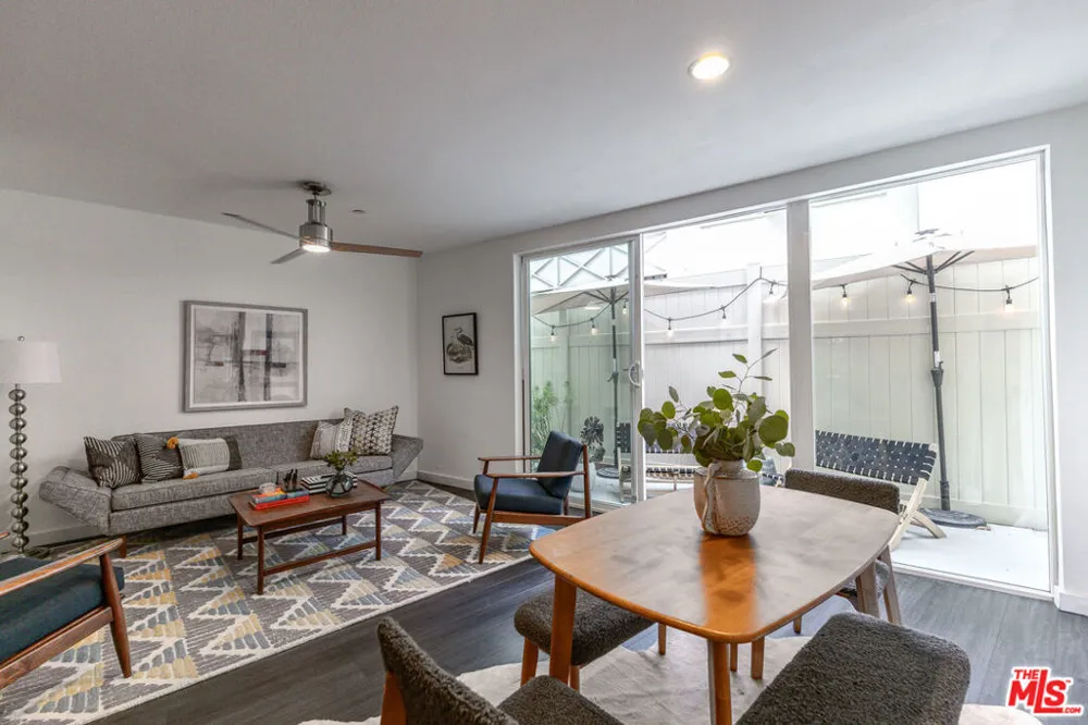 10735 Bloomfield Street #5 Los Angeles, CA 91602