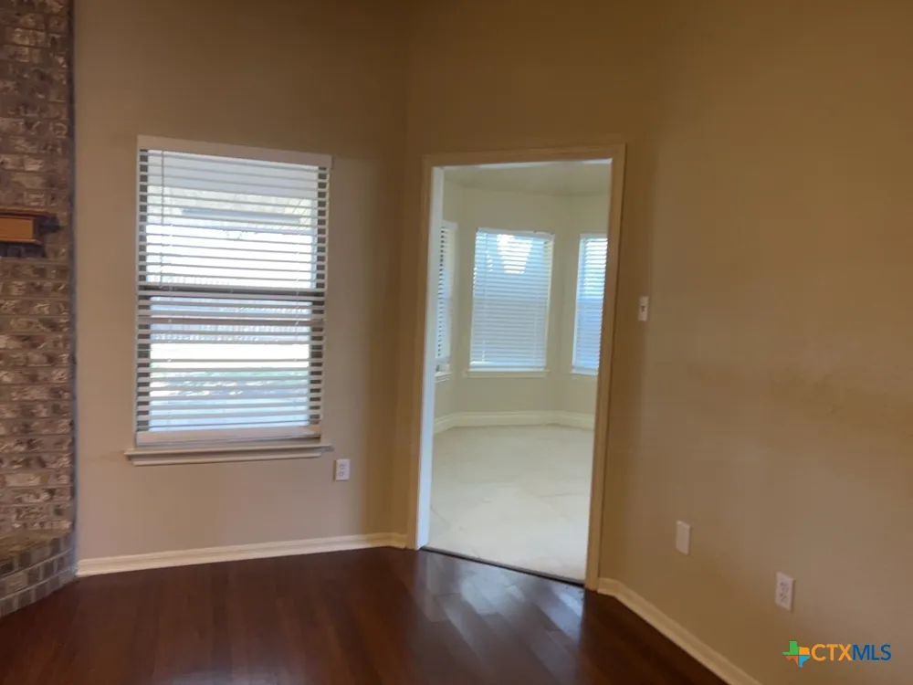 3906 Lone Oak Drive Killeen, TX 76542