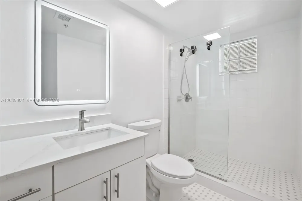 17145 Bay Rd #4303 Sunny Isles Beach, FL 33160