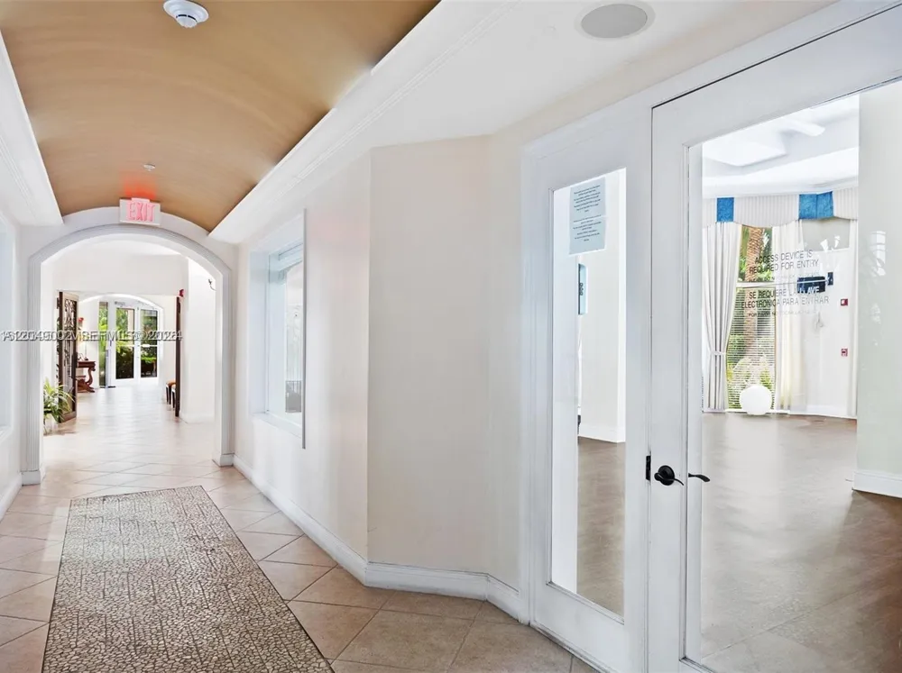 17145 Bay Rd #4303 Sunny Isles Beach, FL 33160