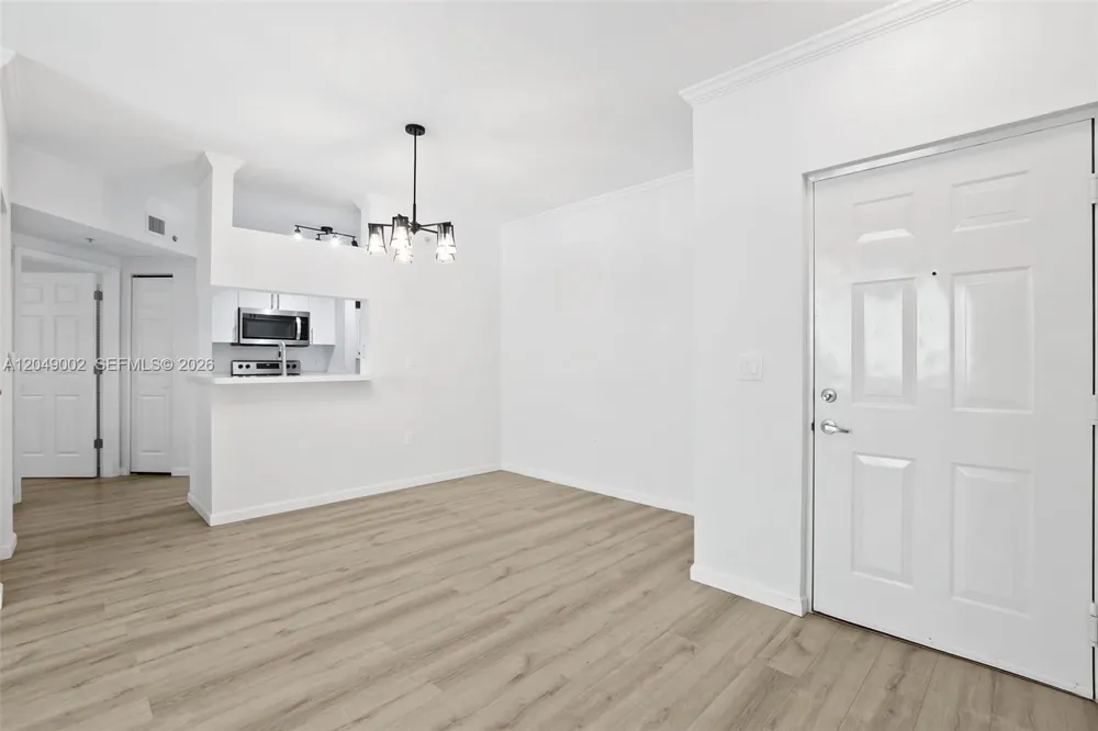 17145 Bay Rd #4303 Sunny Isles Beach, FL 33160