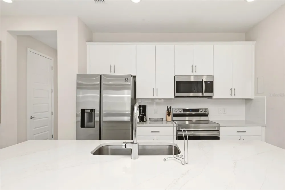 7857 SPECTRUM DRIVE Reunion, FL 34747